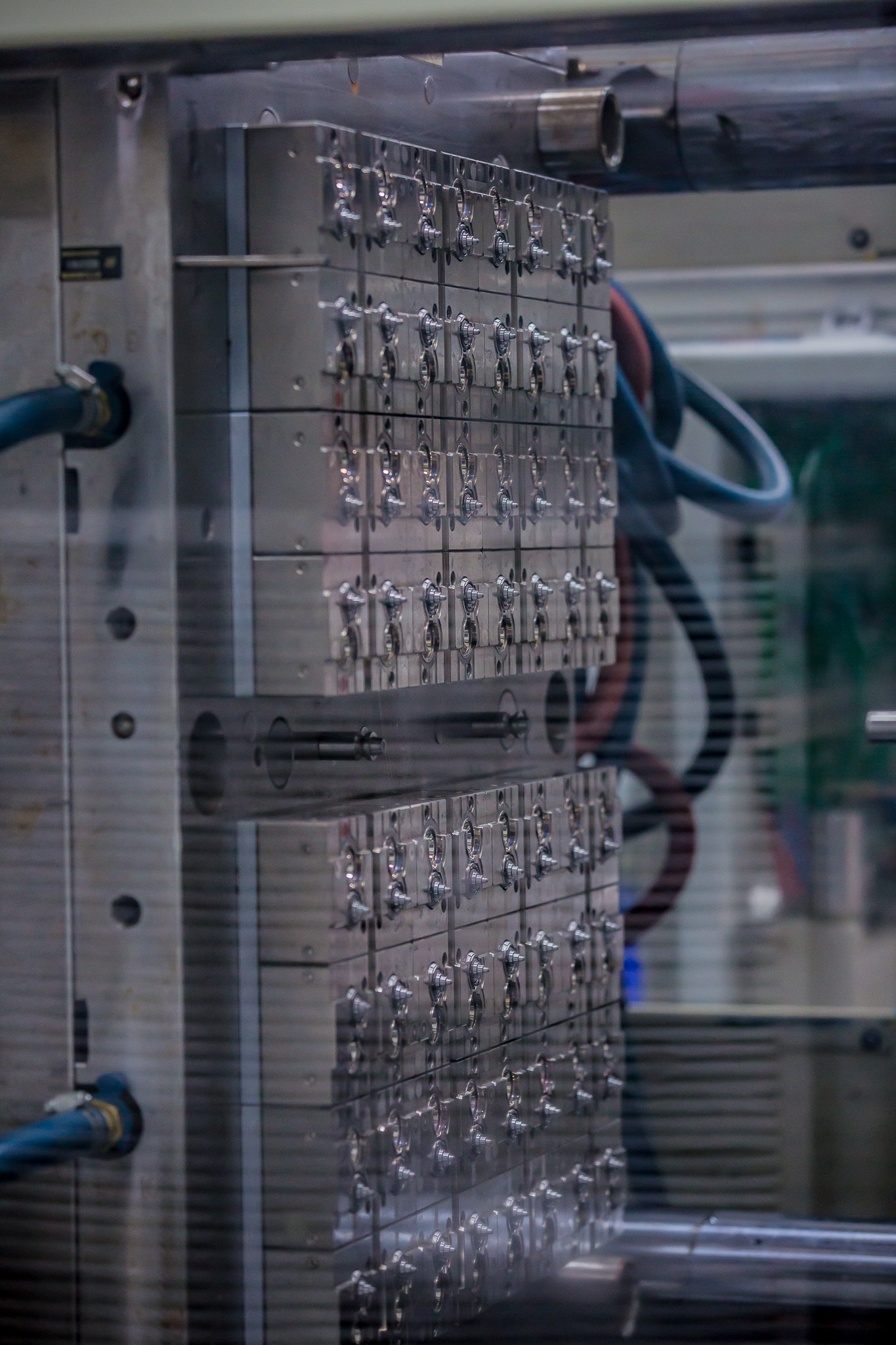 C&J 7-14-2020_280 Close up of machine behind glass